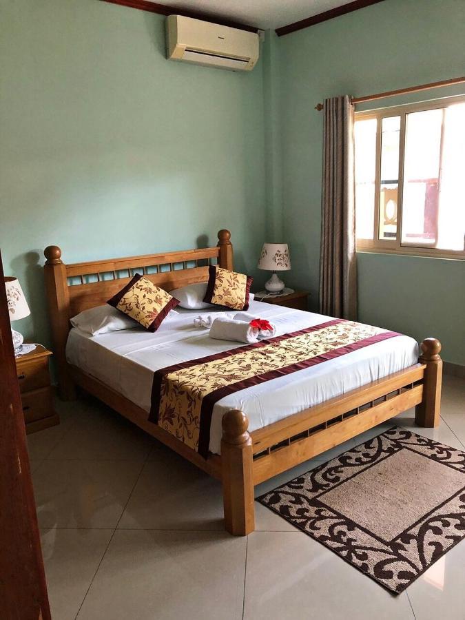 Le Cadillac Bungalow Pondicherry Eksteriør bilde