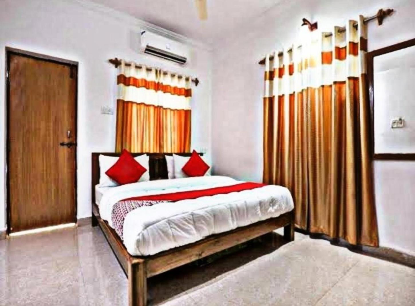 Le Cadillac Bungalow Pondicherry Eksteriør bilde